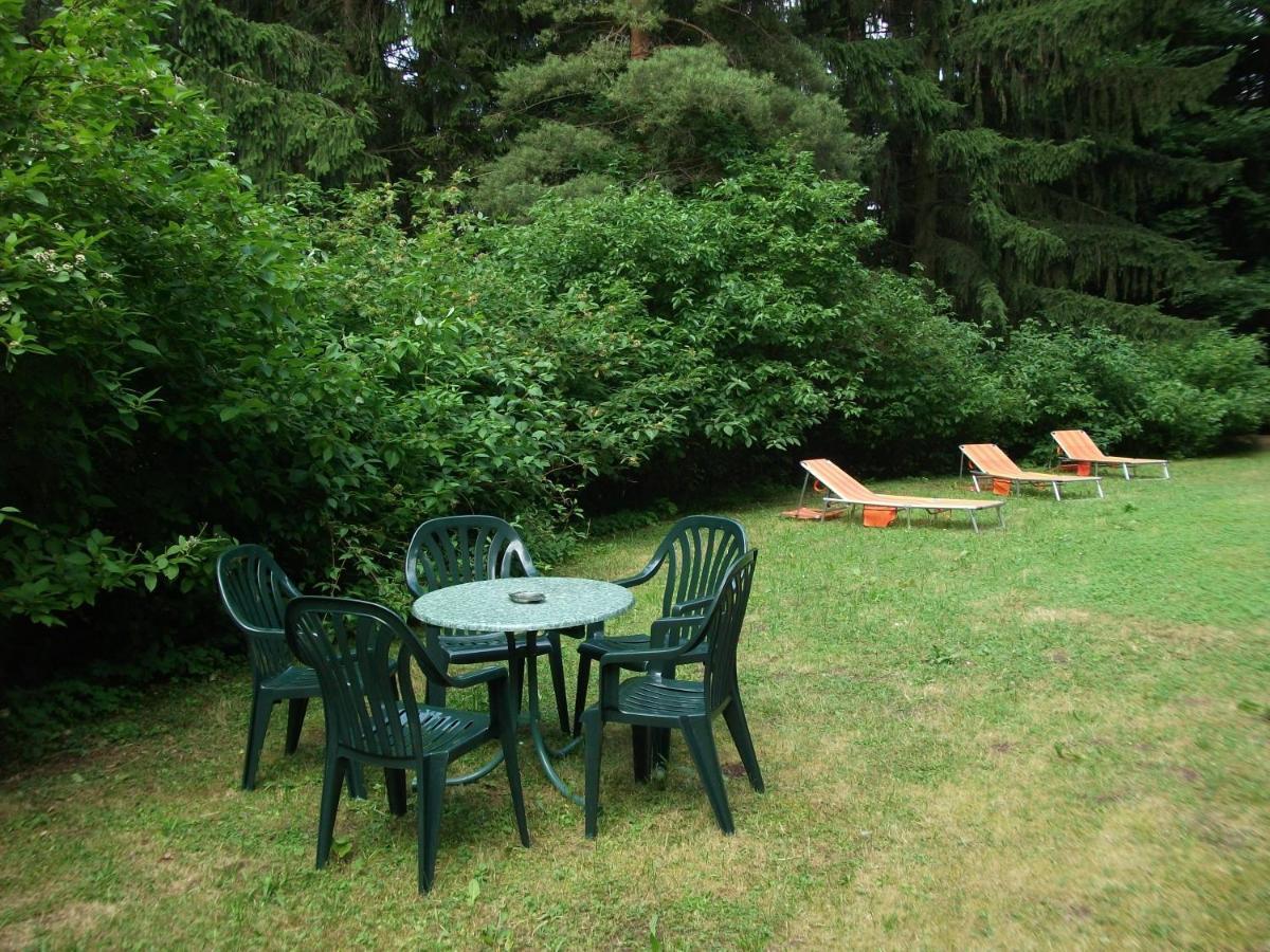 Hotel Am Wald -Garni- Elgersburg Εξωτερικό φωτογραφία