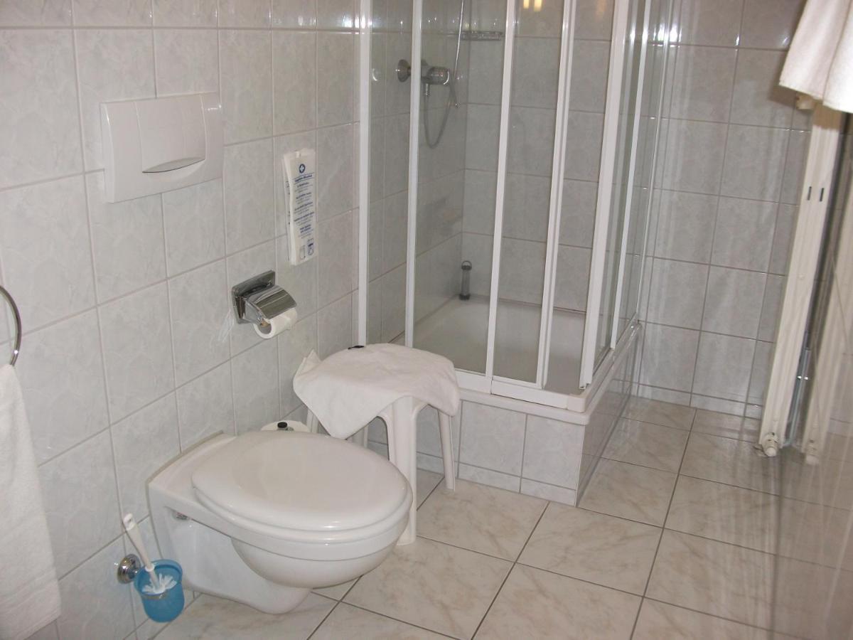 Hotel Am Wald -Garni- Elgersburg Δωμάτιο φωτογραφία